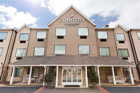 country inn and suites asheville.